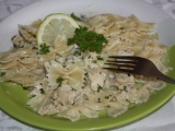 Farfalle s citronovou omáčkou a kuřecím masem, Farfalle, citronovou, omáčkou, kuřecím, masem