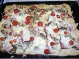 Pikantní salámová pizza